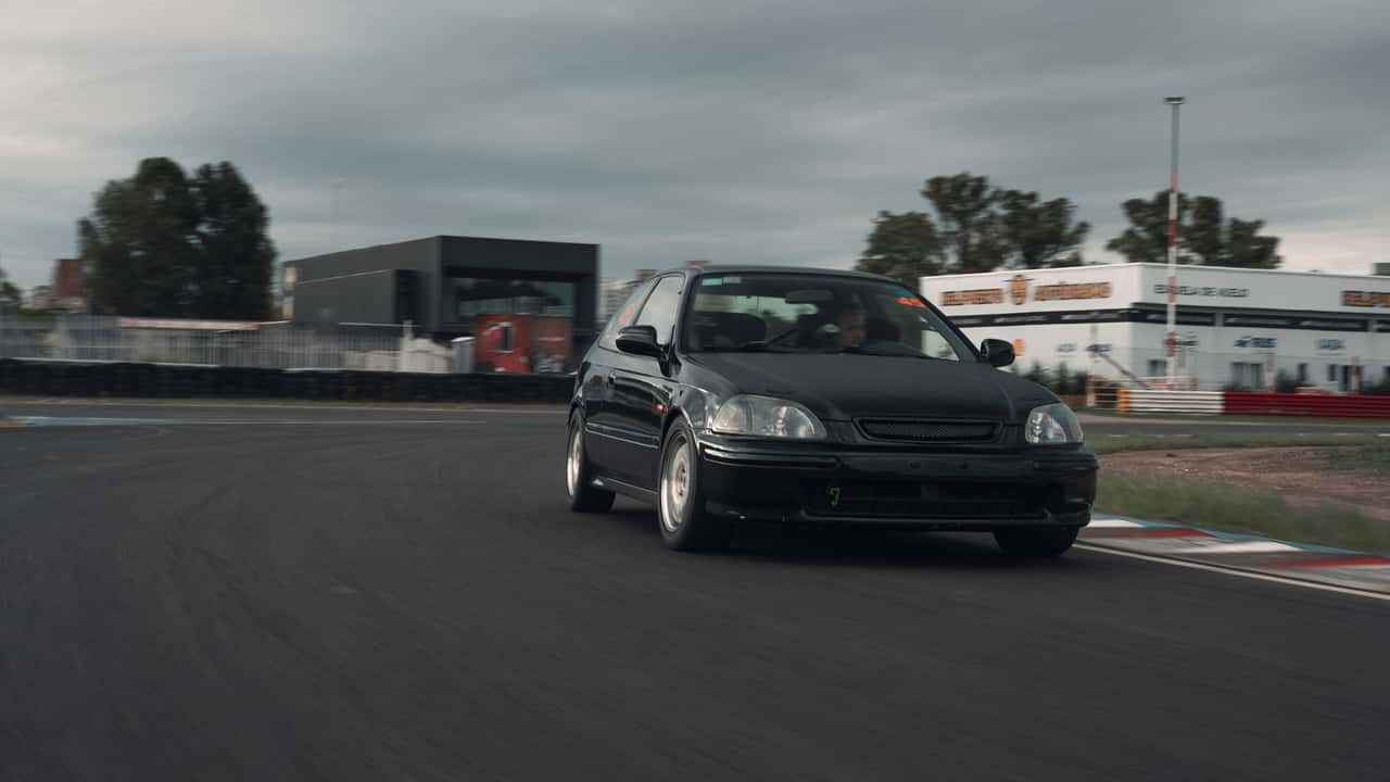 CIVIC PISTA-01
