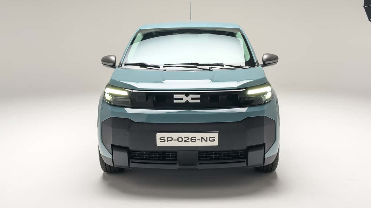 Dacia, due anteprime a Parigi 2026: Striker e Spring sugli scudi