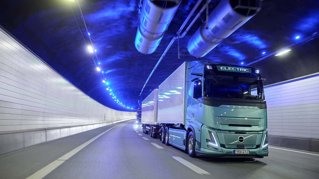 Volvo mette l’elettrico sulle 80 tonnellate: addio diesel?