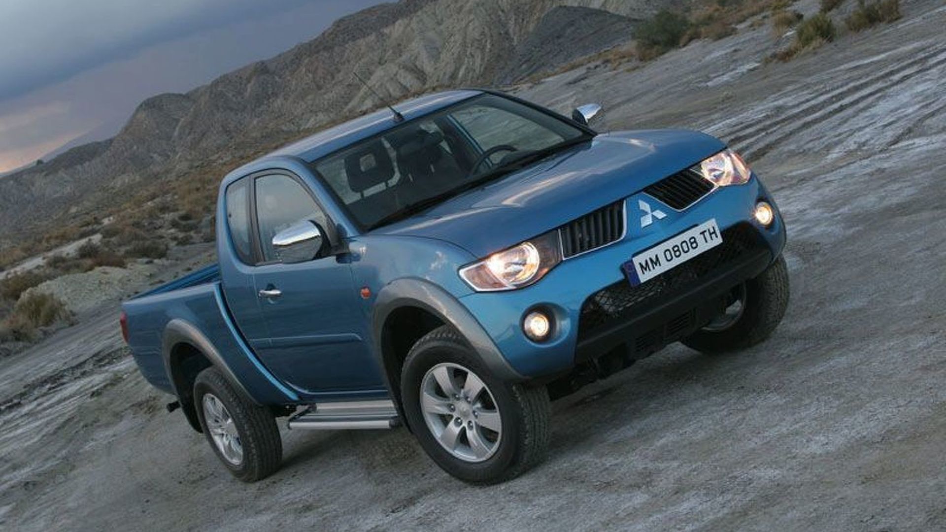 All-new Mitsubishi L200 | Motor1.com Photos