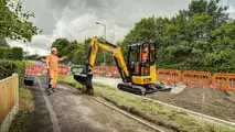JCB: nuovi escavatori compatti 25Z-1 e 26C-1