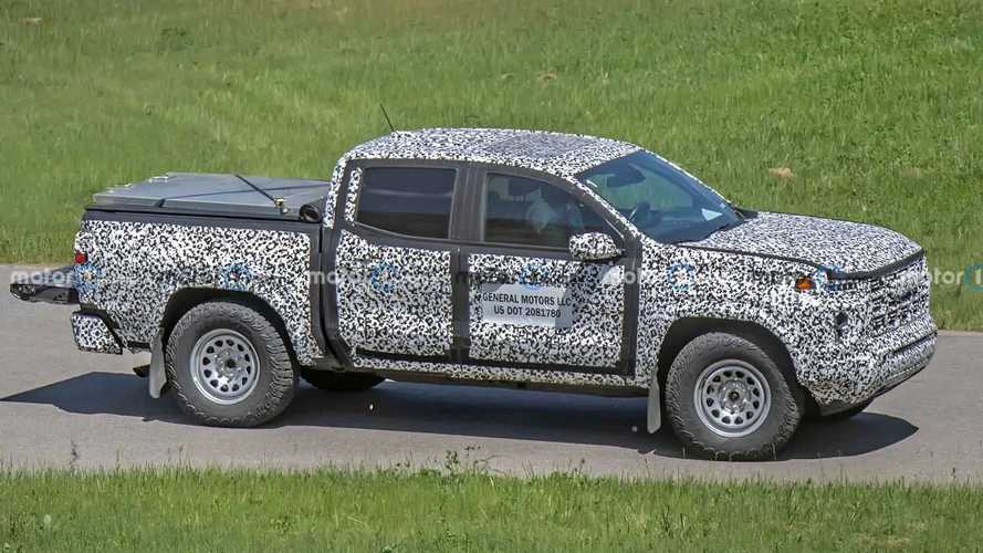 2023 GMC Canyon AT4X Spied Without Heavy Camo, Debut Coming Soon