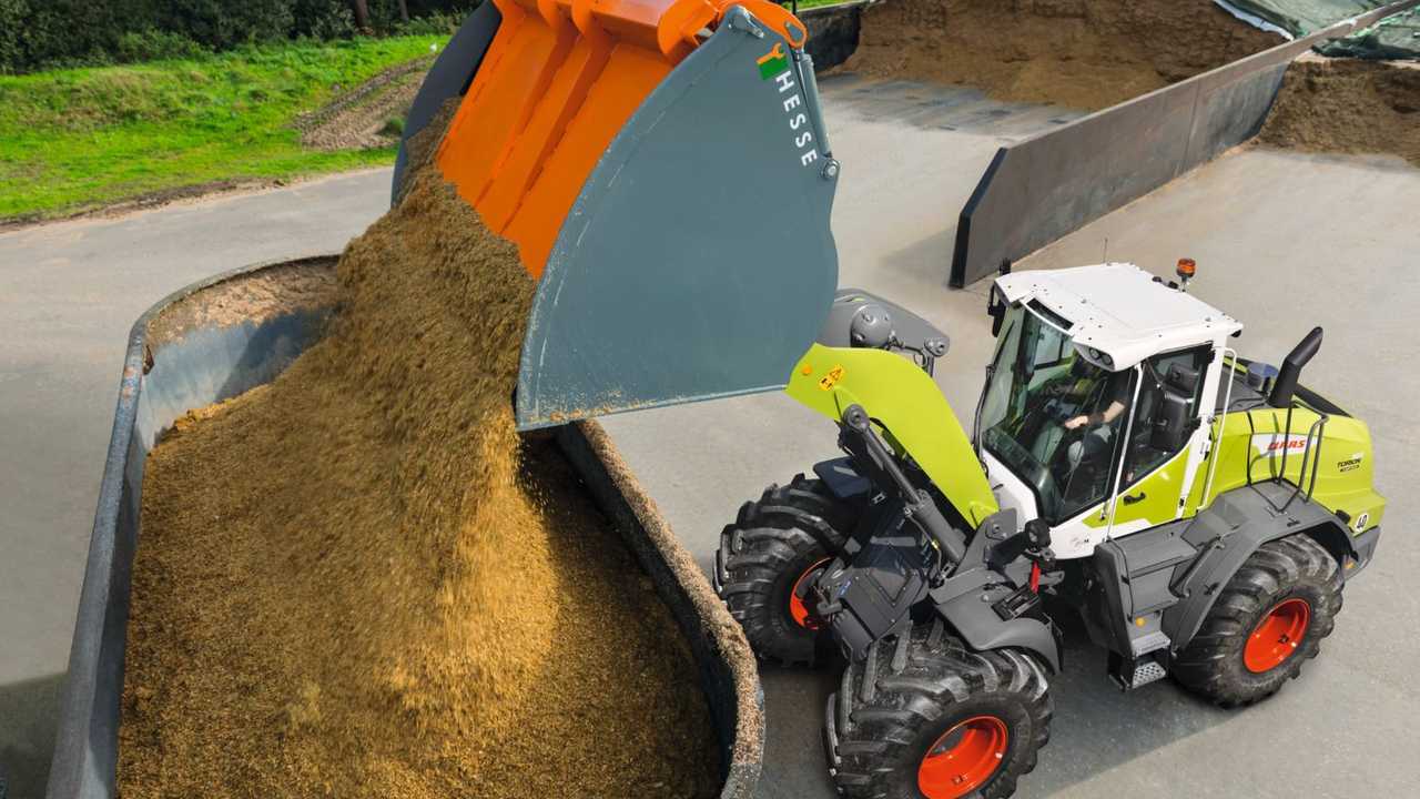 La nuova gamma media TORION di CLAAS