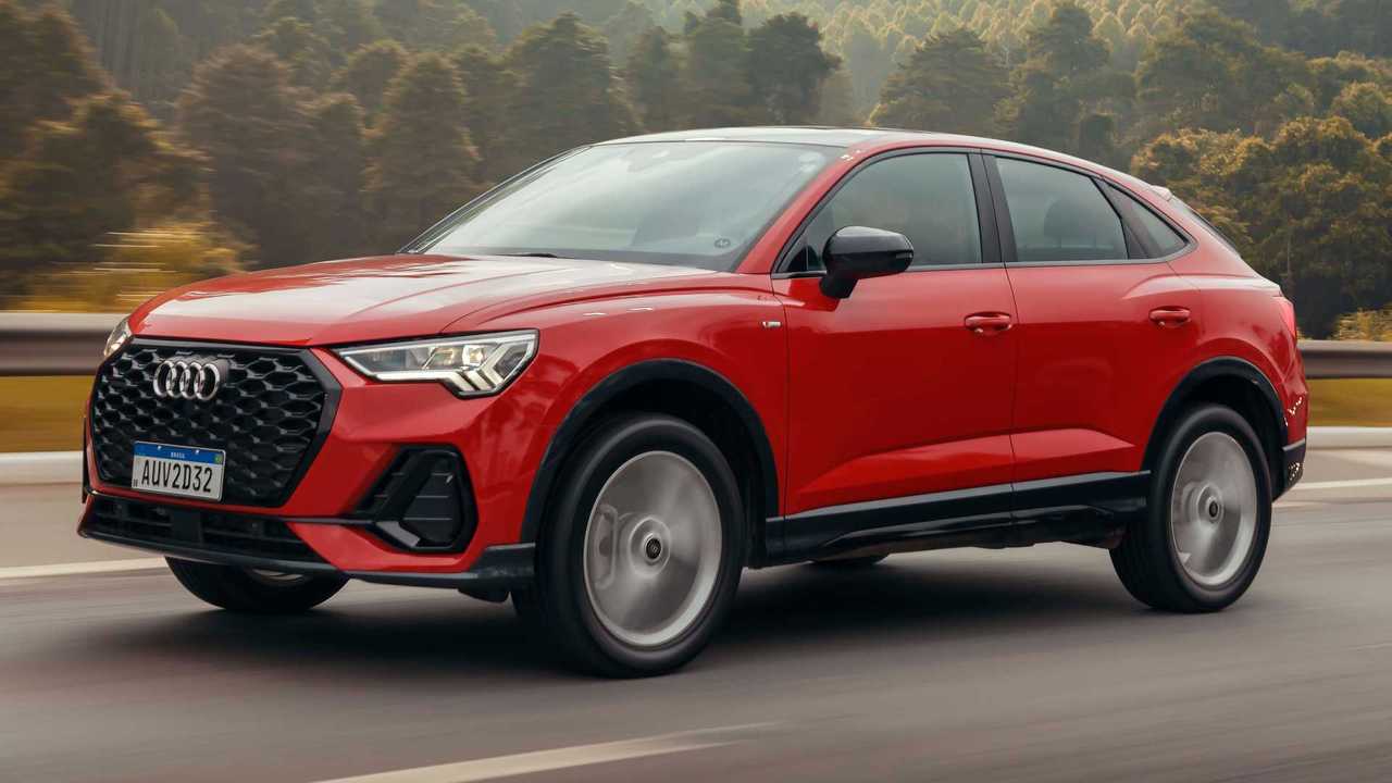Audi Q3 Sportback 2022 vai bem na estrada