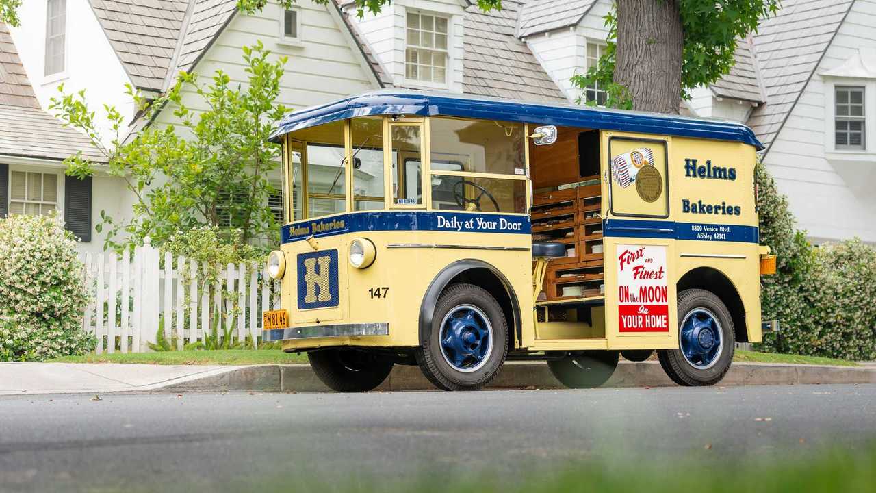 Furgoneta de pastelería Twin Coach Helms de 1936