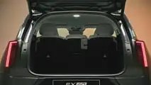 Volvo EX60, Innenraum und Kofferraum