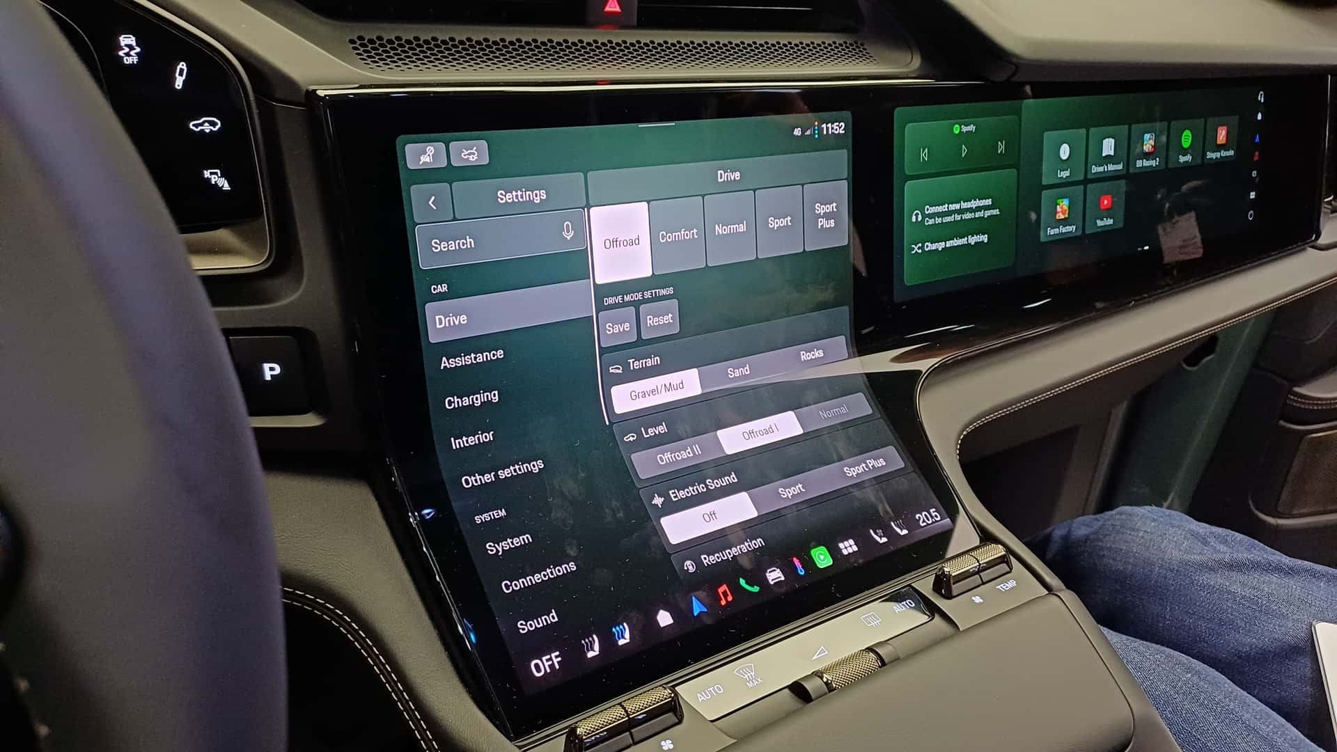The Porsche Cayenne Electric's 'Flow Display' Is A Wild-Looking Curved Screen