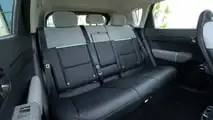 Kia EV4 2025, interior y maletero
