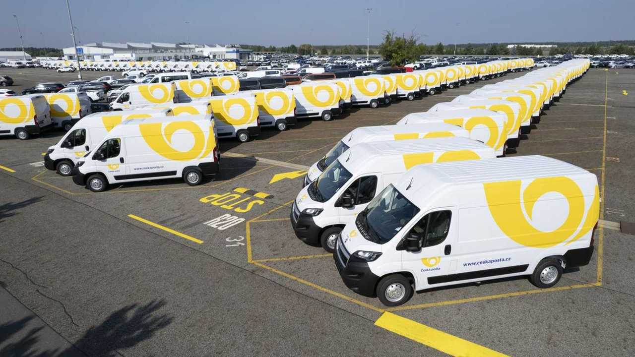 Peugeot Boxer consegnati alle Poste ceche