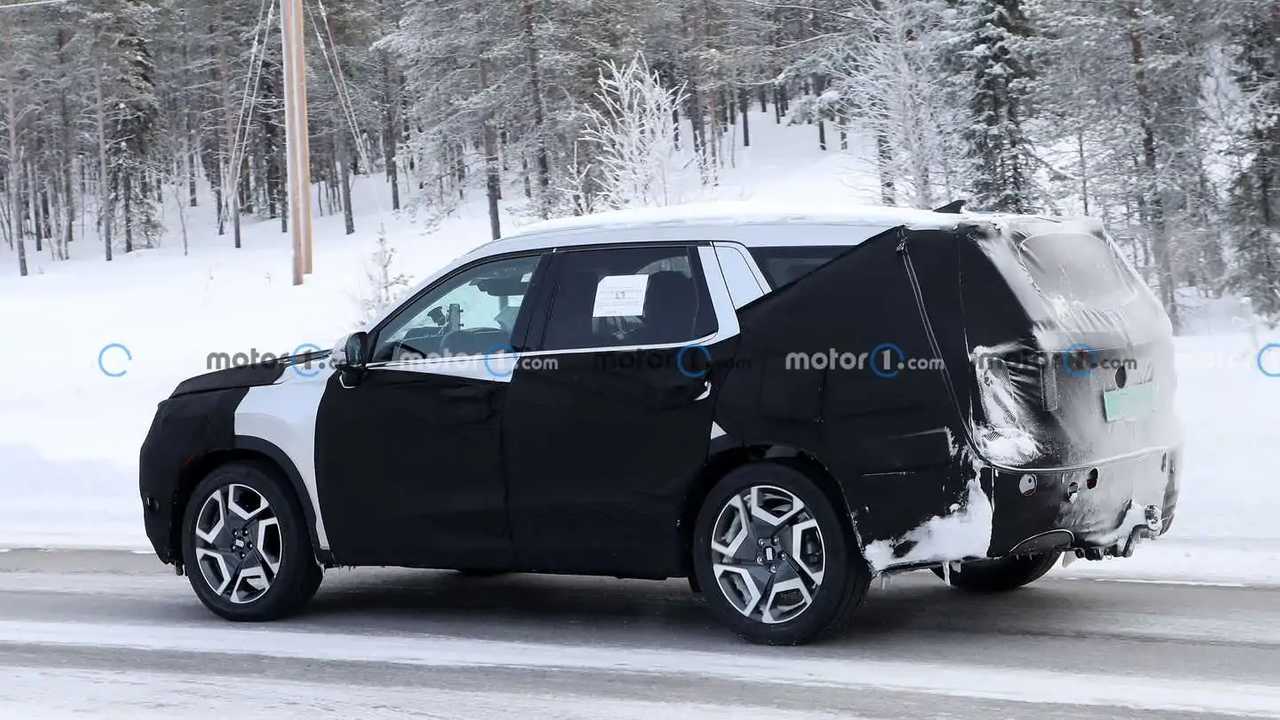 Makyajlı 2023 Hyundai Palisade Casus Fotoğraf.