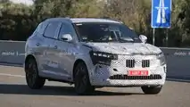 Renault Austral, il prototipo ripreso in Spagna