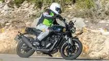 Fotos de espionagem da Triumph Street Single - Lado direito