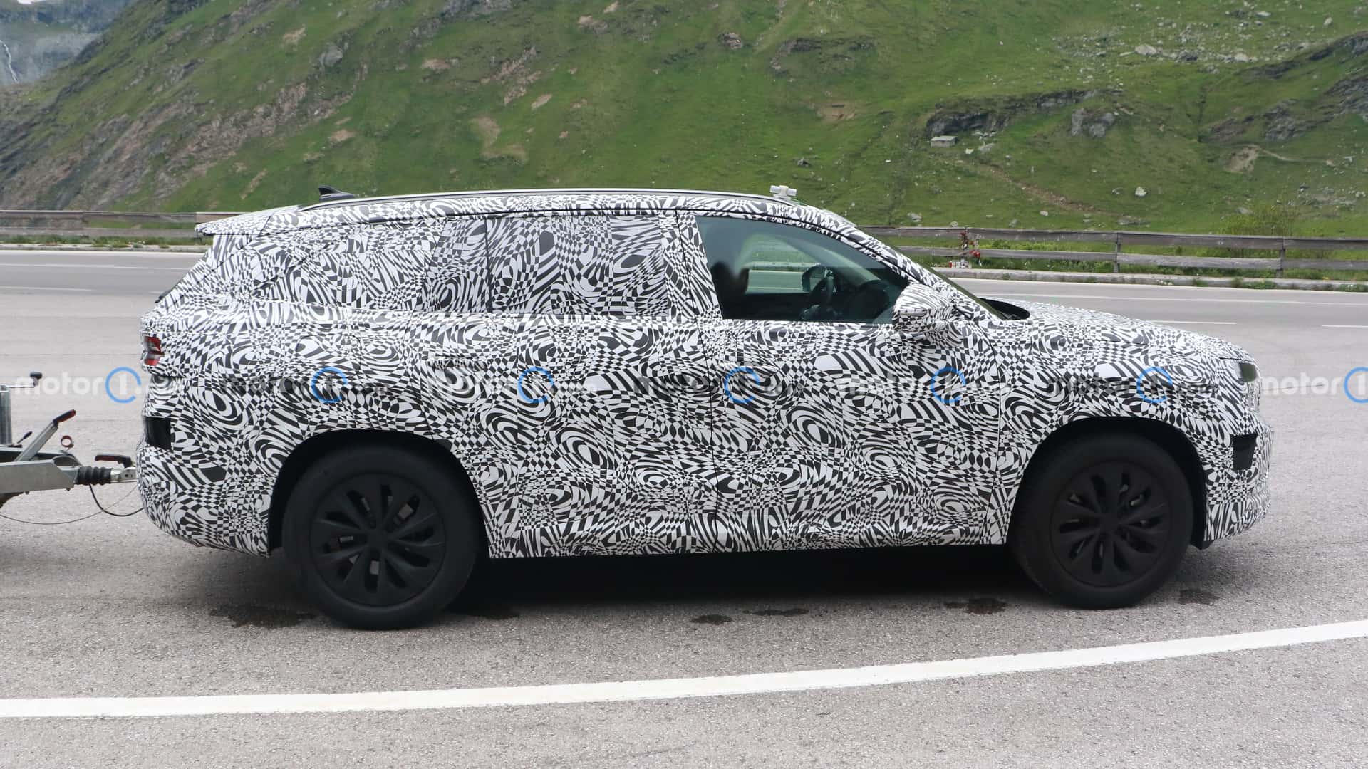 2024-skoda-kodiaq-spy-photo.jpg
