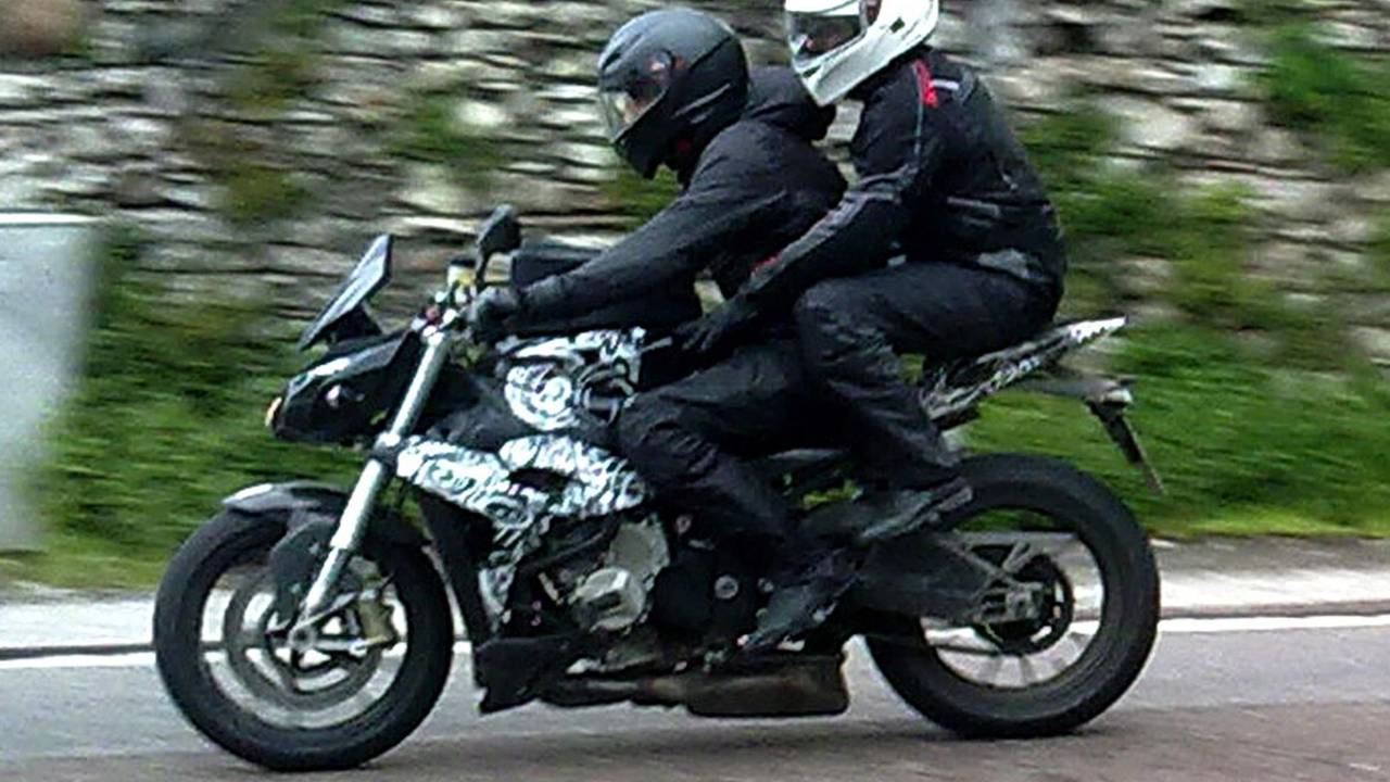 Spy Photos: BMW S1000S