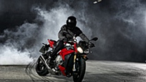 2013 EICMA: 2014 BMW S 1000 R — Official Specs Reveal 160 HP