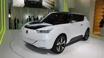 SsangYong e-XIV concept live in Paris 27.09.2012