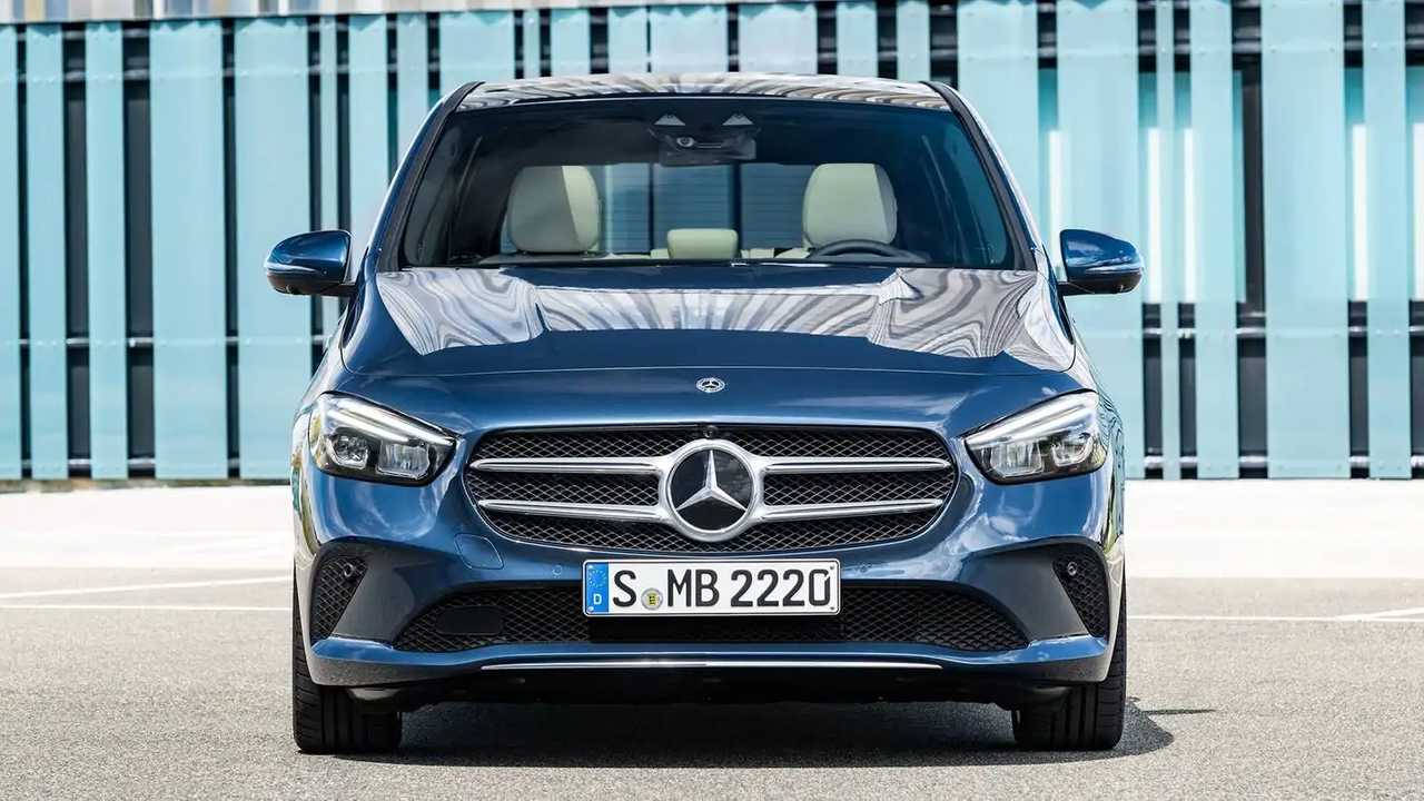 Mercedes Classe B, nuova e vecchia a confronto