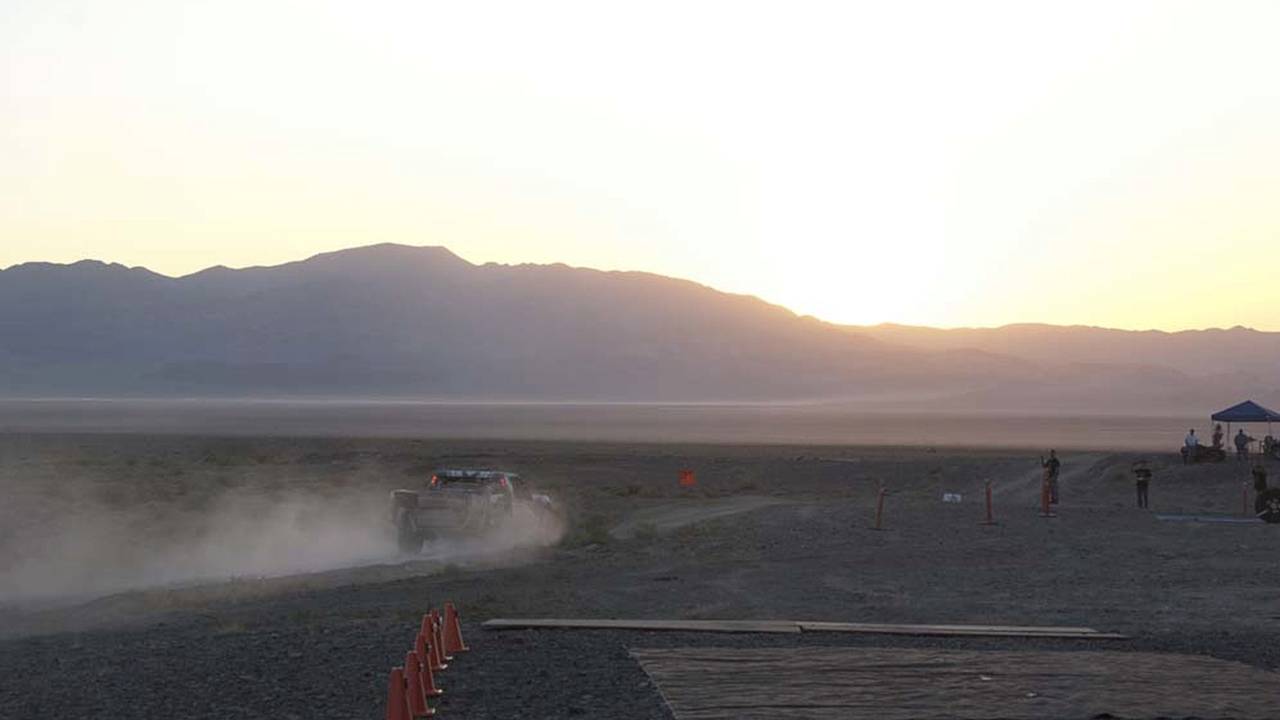 As the sun sets, the race keeps on going. Drivers and their crews had the opportunity to finish the race until 11am Saturday morning. It was a long night for some teams…