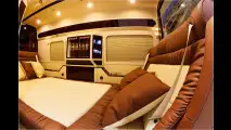 Luxustransporter von Lexani Motorcars