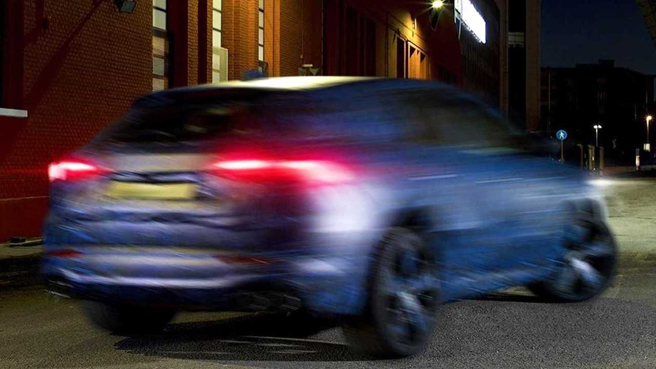 Maserati Levante'nin bir alt modeli Grecale'nin ipucu görüntüleri