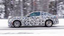 BMW 2 Series Coupe memata-matai Di Swedia