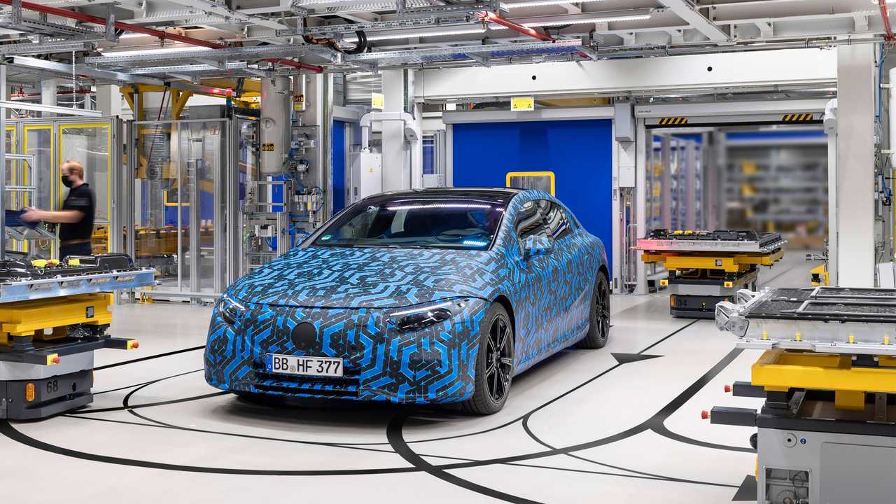 Production Mercedes EQS à la Factory 56