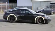 Photo espion Porsche 911 surélevée