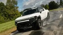 Hummer EV side 3/4