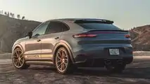 Quartier extérieur et arrière du Porsche Cayenne Turbo GT 2022