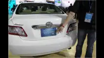 Detroit 2011: VW Passat vs. Toyota Camry