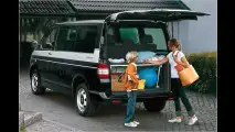 Günstiger Familien-Bus