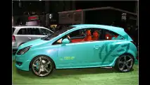 Kleiner Opel mit viel Gas