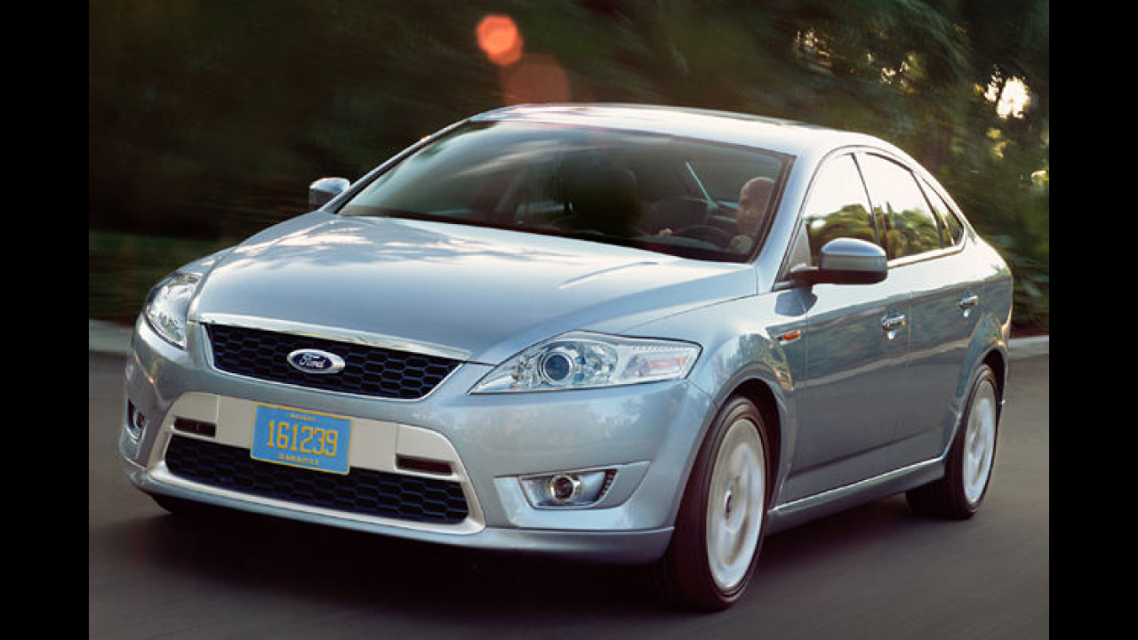 James Bond fährt Ford