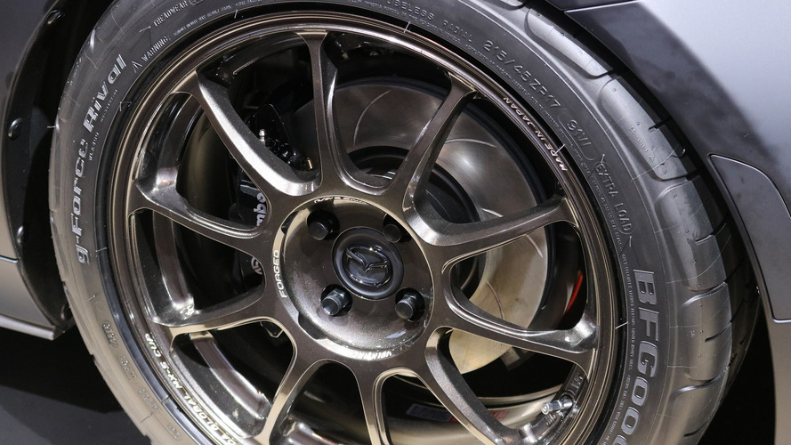 2016 SEMA: Mazda MX-5 Miata RF Kuro konsepti