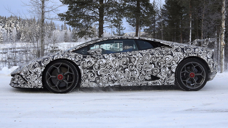 2018 Lamborghini Huracan Spyder Performante ve Huracan Superleggera casus fotoğrafları