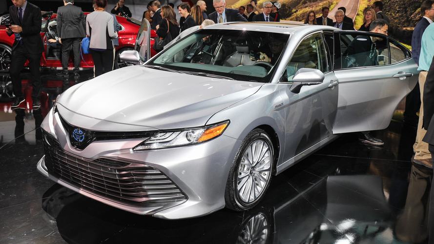 2018 Toyota Camry: Detroit 2017