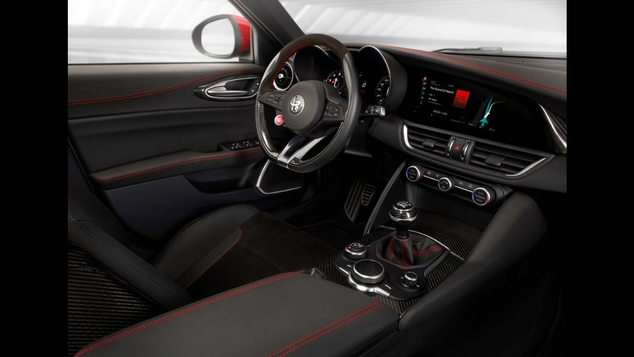 Alfa Romeo Giulia: versão para os EUA tem fotos e detalhes divulgados