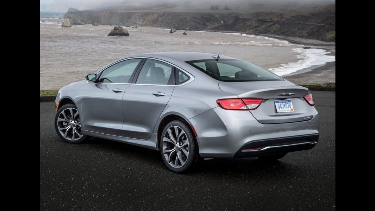 FCA elimina turno e suspende 1.300 funcionários na fábrica do Chrysler 200