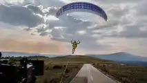 Volvo Paraglider stunt