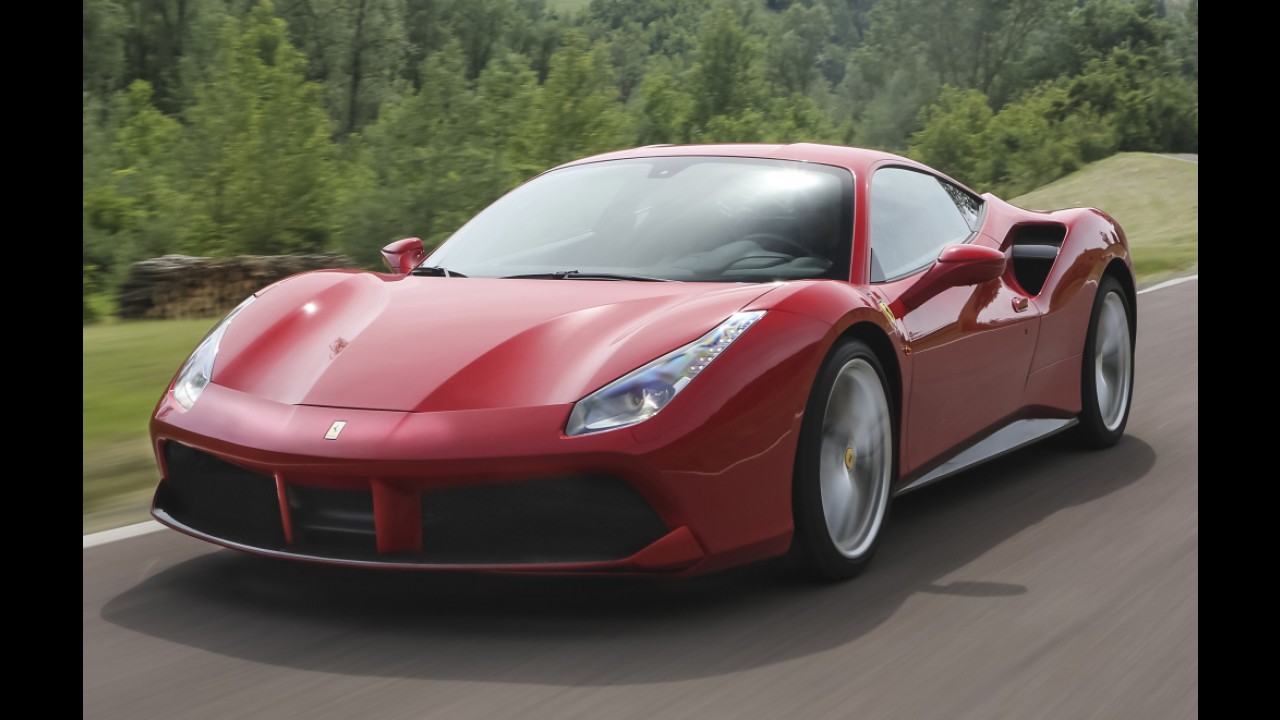 Lista: Jeremy Clarkson escolhe os seus 10 carros favoritos de 2015 e 2016