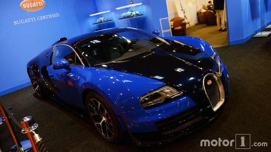 2017 - Bugatti Veyron à Rétromobile
