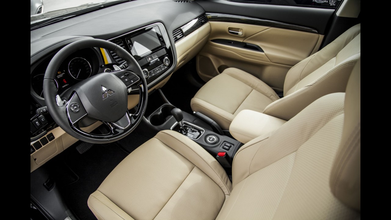 Novo Mitsubishi Outlander 2016 estreia motor a diesel por R$ 173.990