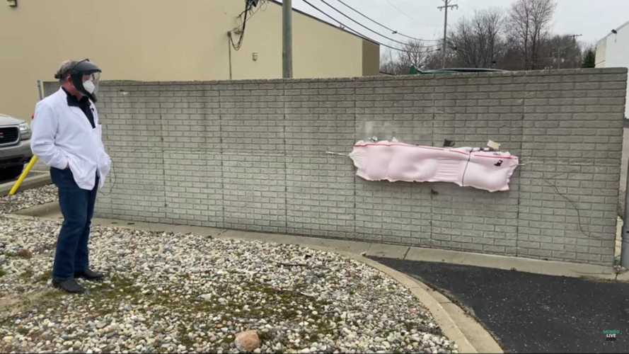 Sandy Munro Starts Talks About Tesla Model Y Batteries With Airbag Deployment