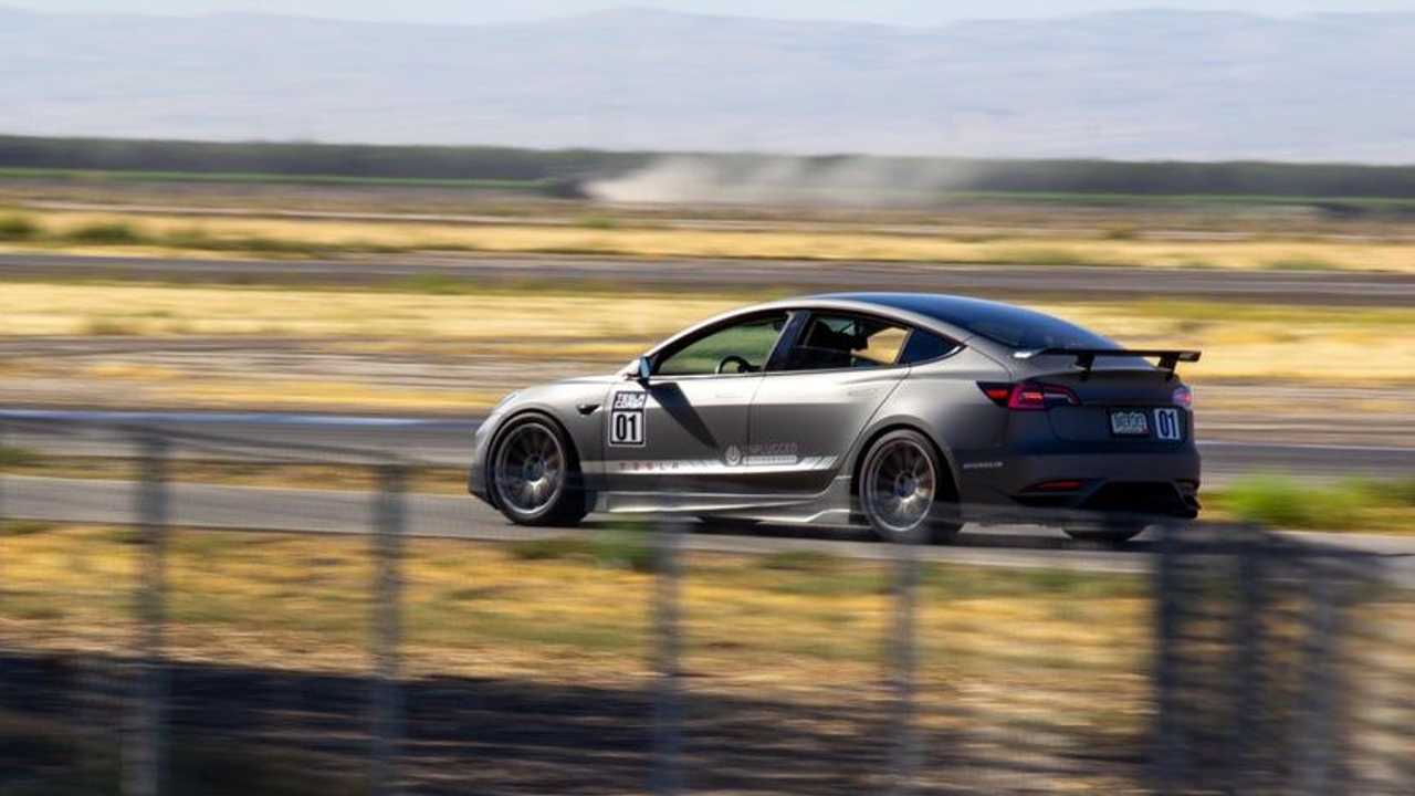 Tesla Model 3 Unplugged Performance