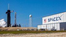 SpaceX, mr. Tesla talla conquista dell'infinito