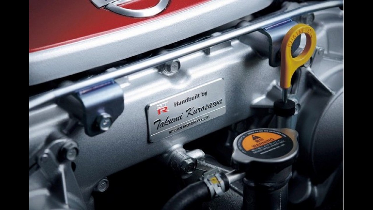 Nissan GT-R ganha atualizações para a linha 2013