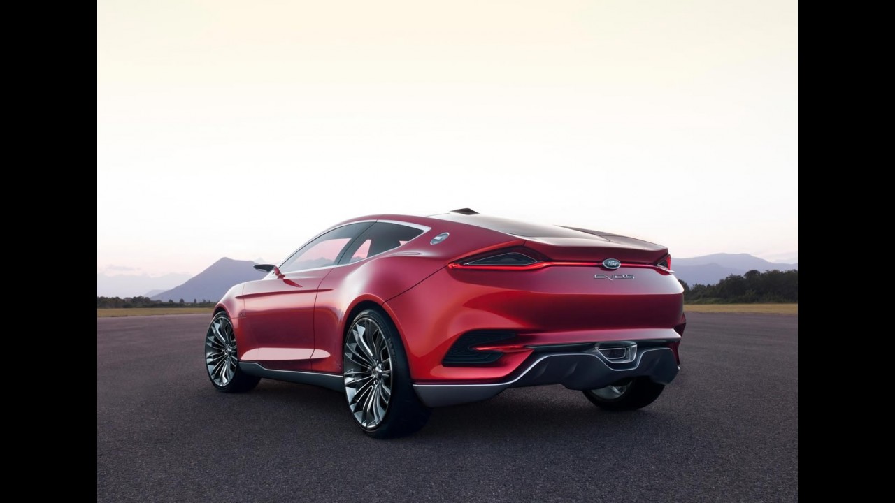 Bomba: Novo Ford Mustang poderá trocar estilo retrô por linhas modernas do Evos