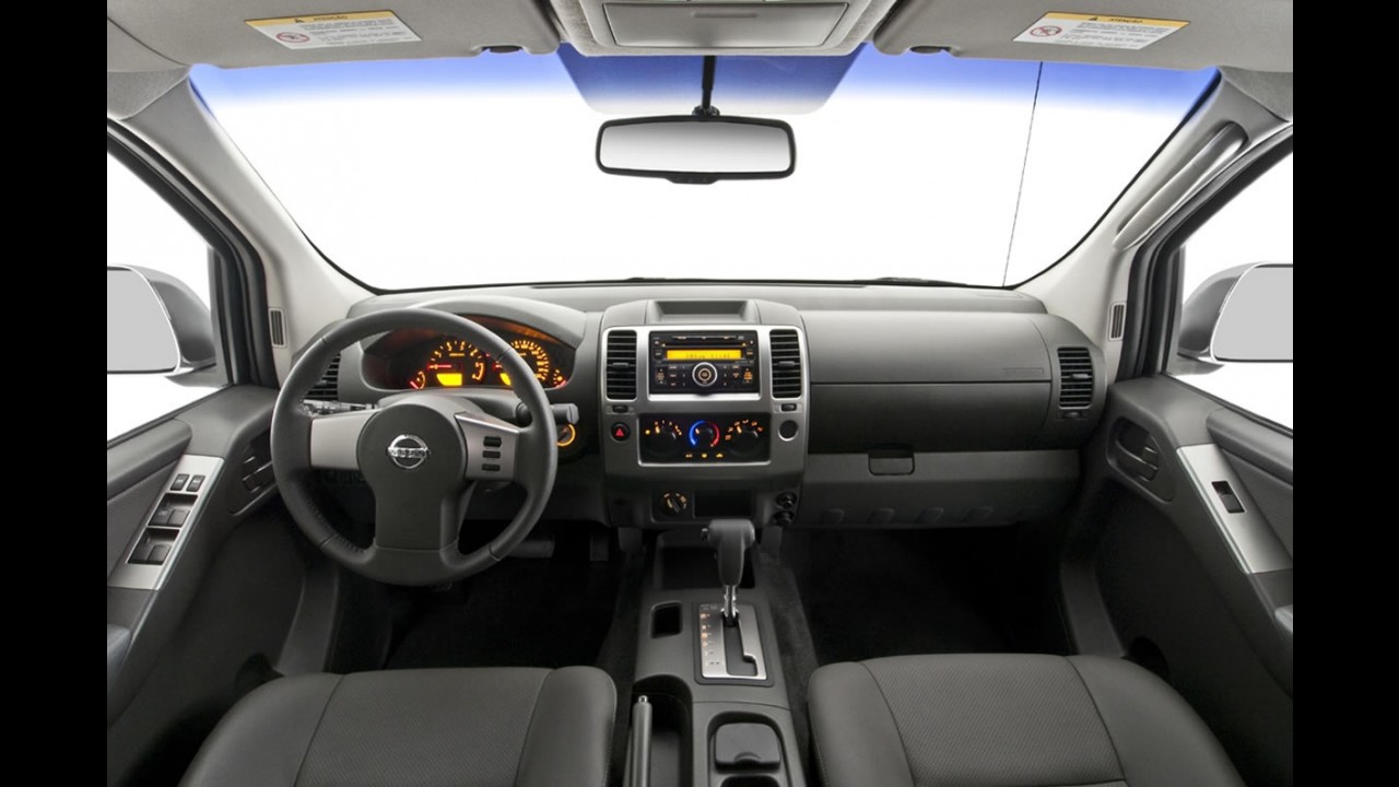 Nissan lança Frontier 2012 com nova cor e novos itens - Preço inicial é de R$ 85.390