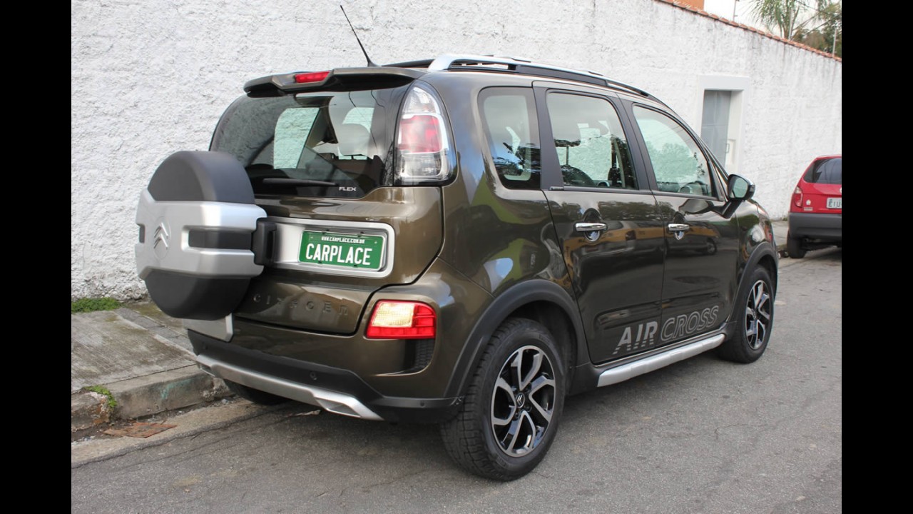 Garagem CARPLACE: Acabamento interno e itens de conforto do Citroën AirCross