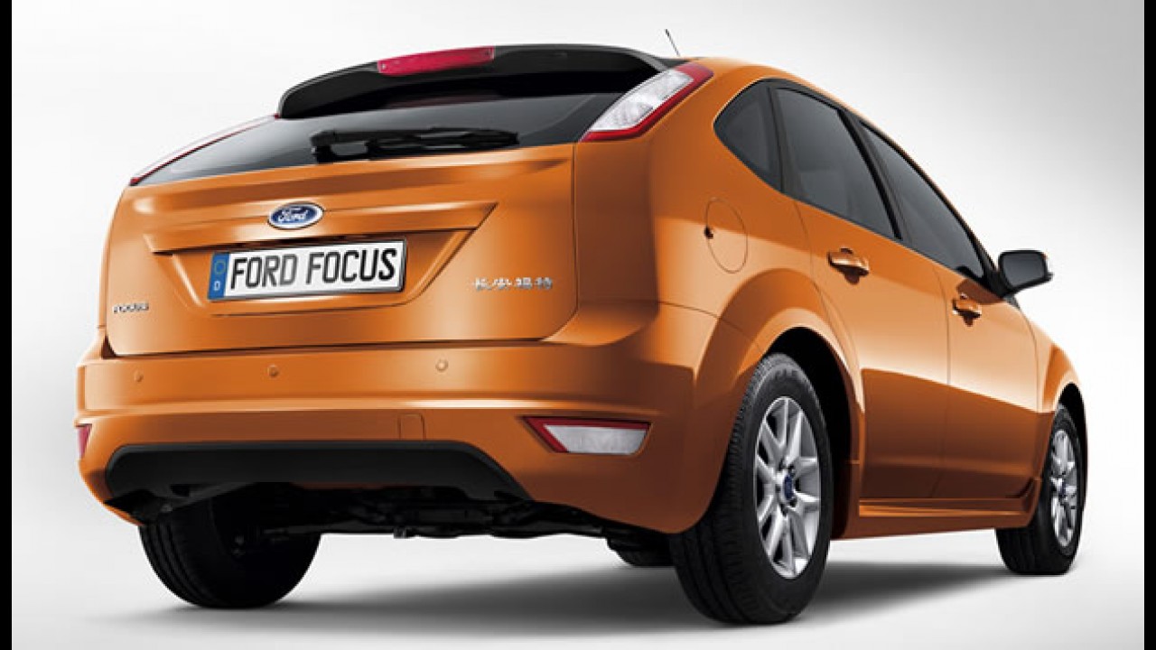 Ford Focus deve ganhar facelift em breve no Brasil - Flagra na Argentina revela visual chinês